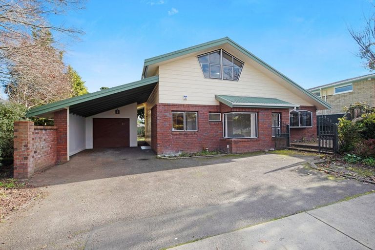 Photo of property in 16 Regal Street, Levin, 5510