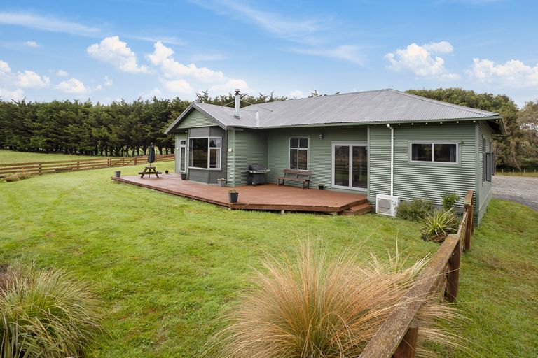 Photo of property in 50 Mcmillan Street, Tisbury, Invercargill, 9877