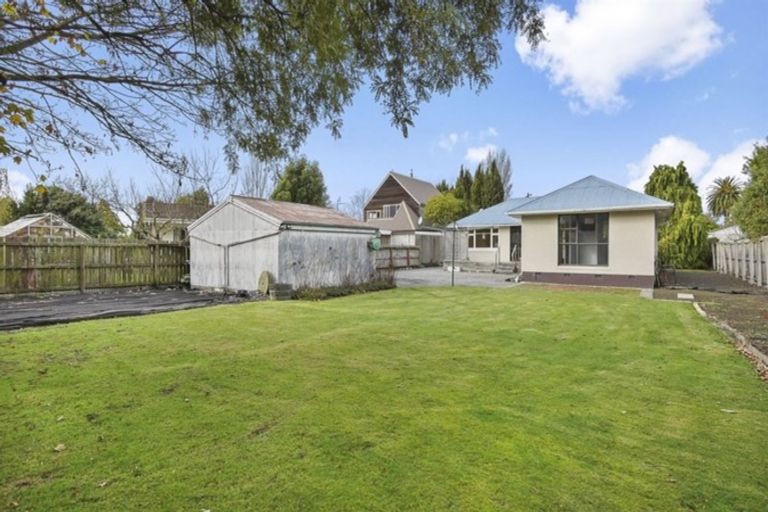 Photo of property in 47 Wainoni Road, Wainoni, Christchurch, 8061