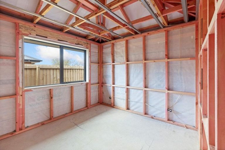 Photo of property in 17 Poipoi Place, Aranui, Christchurch, 8061