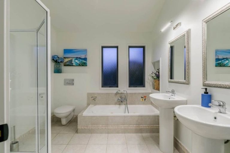 Photo of property in 99 Potter Road, Dairy Flat, Albany, 0792