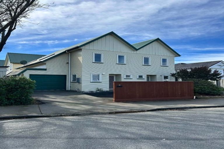 Photo of property in 33 Austin Street, Sydenham, Christchurch, 8023