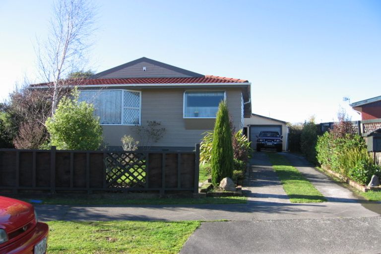 Photo of property in 12 Rutland Place, Milson, Palmerston North, 4414
