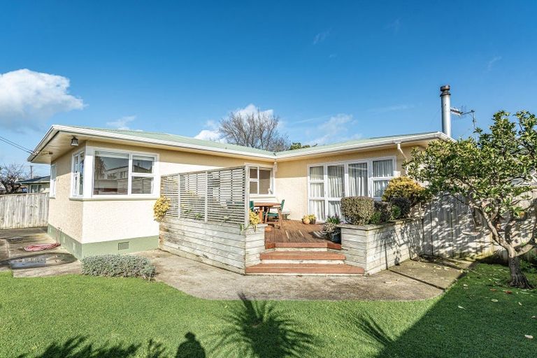 Photo of property in 63 Totara Street, Tawhero, Whanganui, 4501