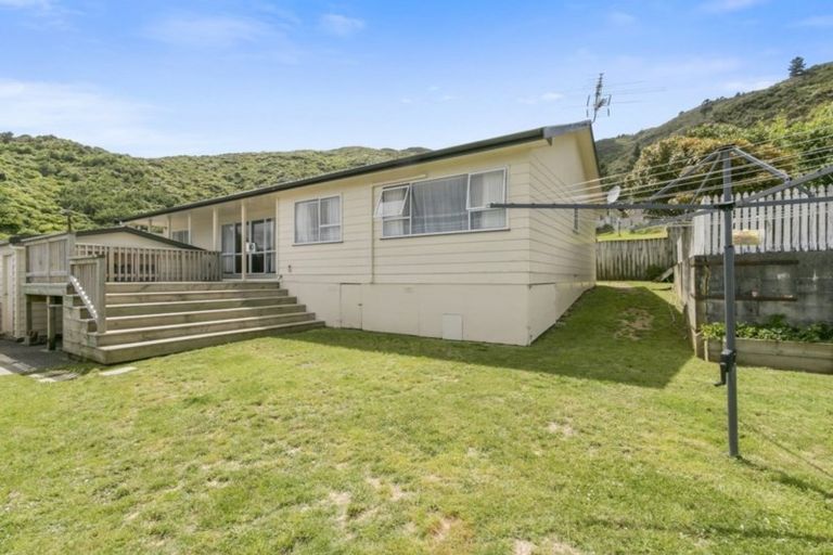 Photo of property in 48 Castlerea Street, Wainuiomata, Lower Hutt, 5014