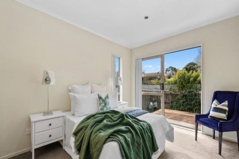 Photo of property in 17a Valley Road, Waiuku, 2123