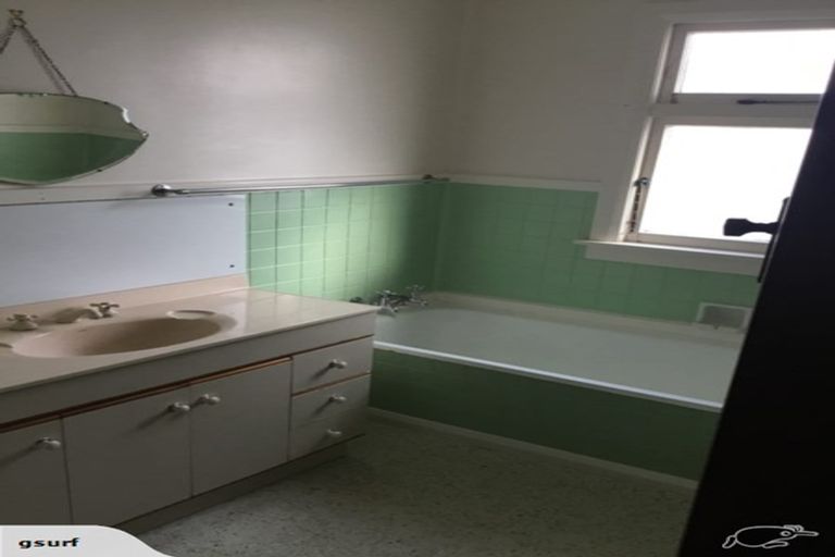 Photo of property in 28a Glen Almond Street, New Plymouth, 4310