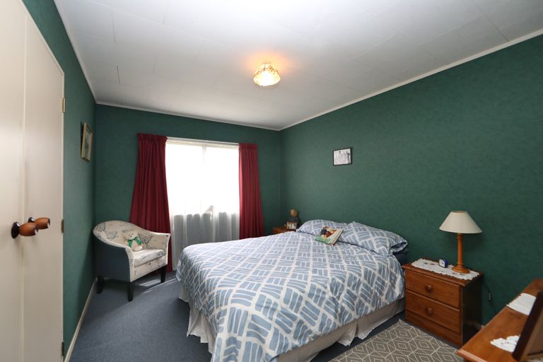 Photo of property in 10 Martin Dale, Raureka, Hastings, 4120