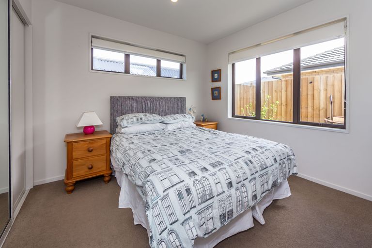 Photo of property in 3 Euphrasie Drive, Aidanfield, Christchurch, 8025