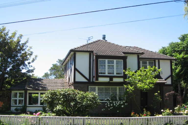 Photo of property in 28 Eveleyn Couzins Avenue, Richmond, Christchurch, 8013
