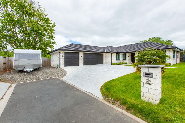 Photo of property in 24 Kawariki Drive, Baverstock, Hamilton, 3200