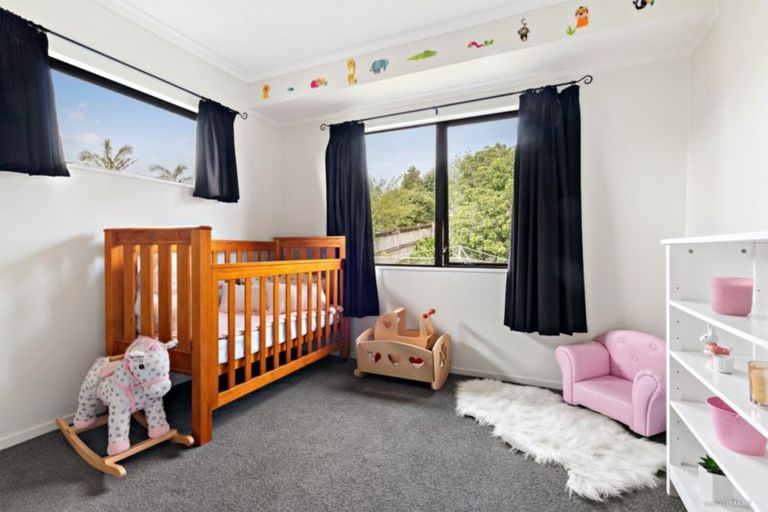 Photo of property in 67 Puriri Road, Pukekohe, 2120