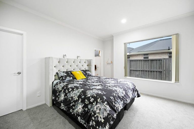 Photo of property in 31 Mickelson Avenue, Rototuna, Hamilton, 3210