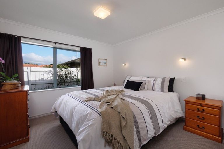 Photo of property in 24 Elderton Avenue, Pyes Pa, Tauranga, 3112