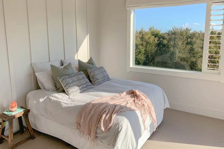 Photo of property in 14 Heipipi Drive, Eskdale, Napier, 4182