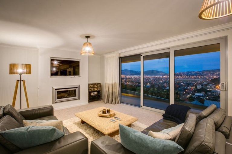 Photo of property in 82 Cliffs Road, Saint Clair, Dunedin, 9012