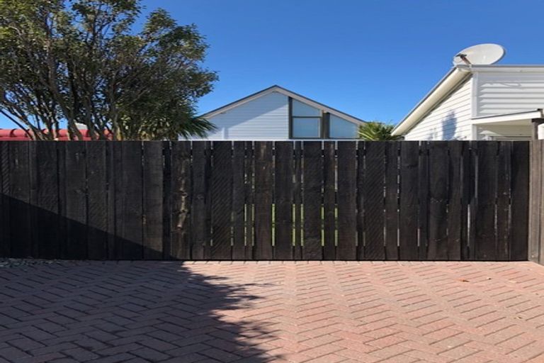 Photo of property in 44a Stone Street, Miramar, Wellington, 6022