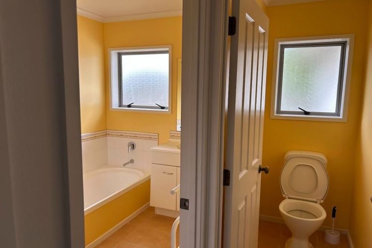 Photo of property in 50a Kayes Road, Pukekohe, 2120
