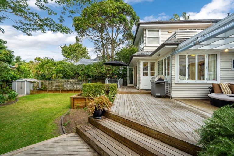 Photo of property in 14 Maleme Avenue, Belmont, Auckland, 0622