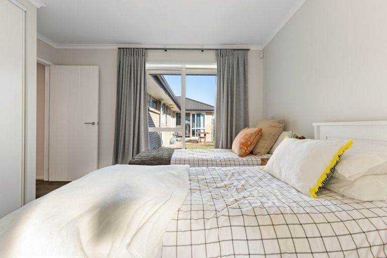 Photo of property in 146 Puhirake Crescent, Pyes Pa, Tauranga, 3112