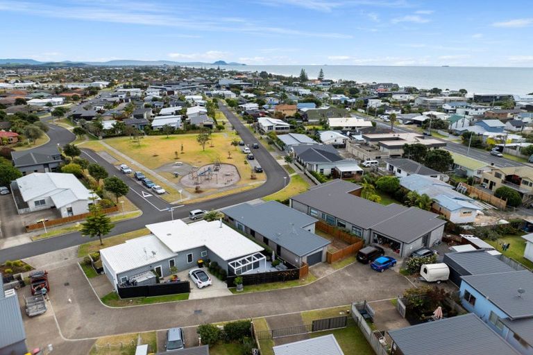 Photo of property in 41 Spinifex Street, Papamoa Beach, Papamoa, 3118