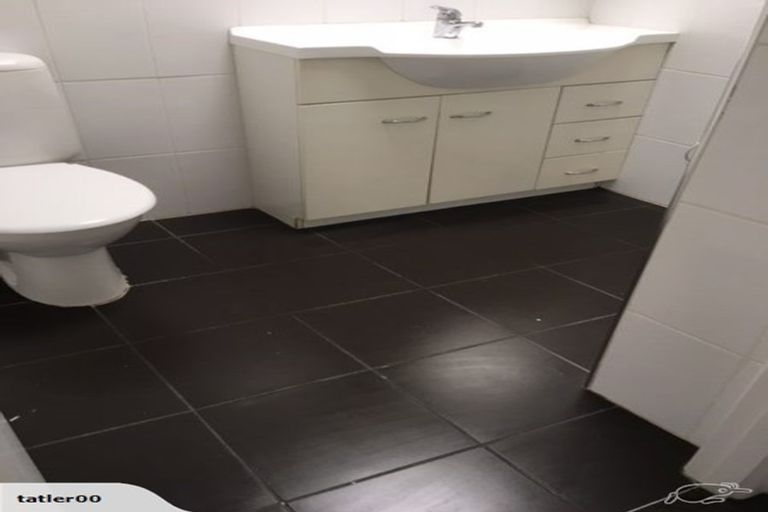 Photo of property in 2/30 Takanini Road, Takanini, 2112