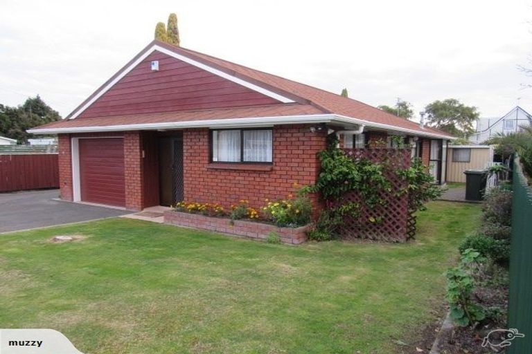 Photo of property in 4a Richmond Street, Wallaceville, Upper Hutt, 5018