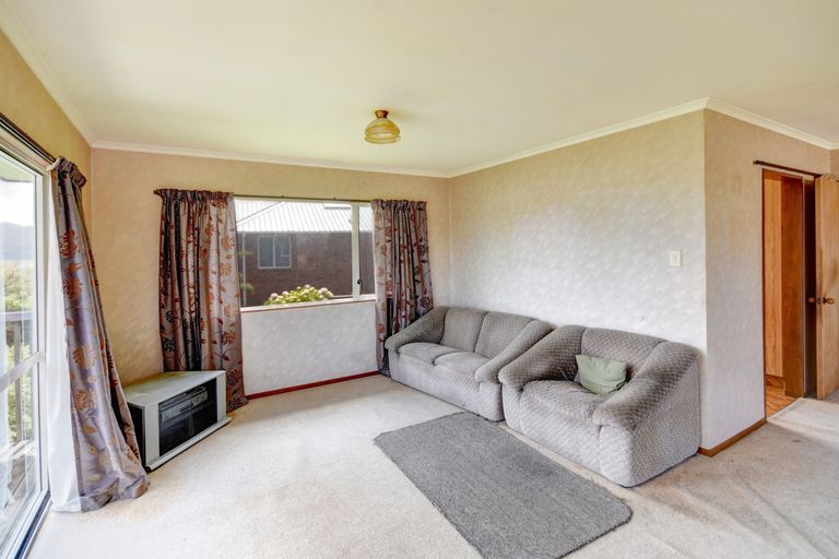 Photo of property in 20 Bayne Terrace, Macandrew Bay, Dunedin, 9014