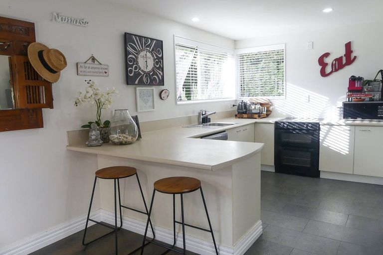 Photo of property in 4 Tau Crescent, Diamond Harbour, 8972