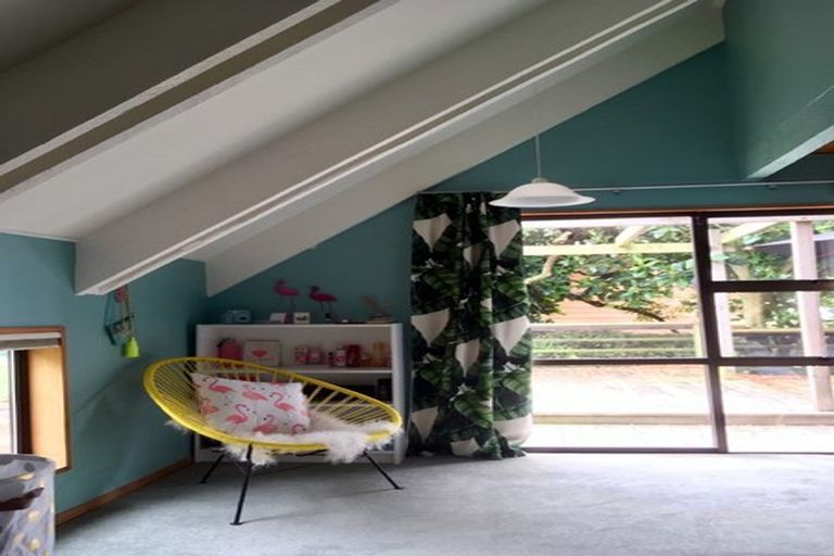 Photo of property in 136a Major Hornbrook Road, Mount Pleasant, Christchurch, 8081