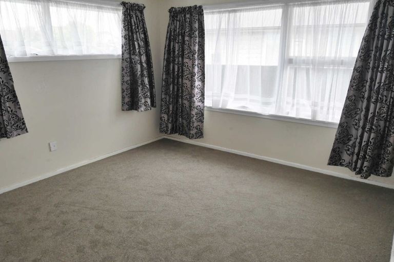 Photo of property in 32 Reynolds Avenue, Bishopdale, Christchurch, 8053