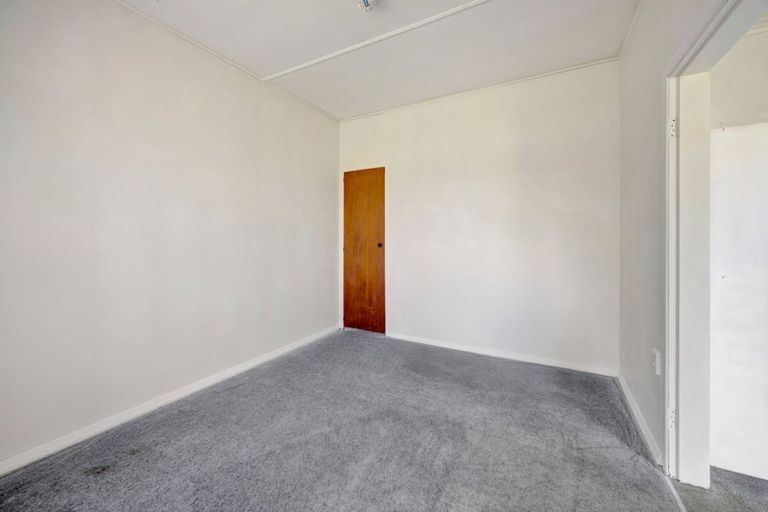 Photo of property in 33 Ngatai Street, Manaia, 4612