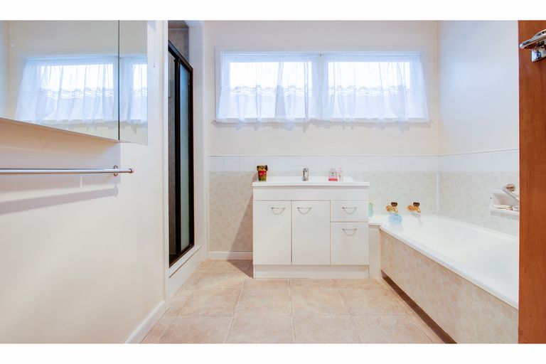 Photo of property in 605 Park Road North, Parkvale, Hastings, 4122