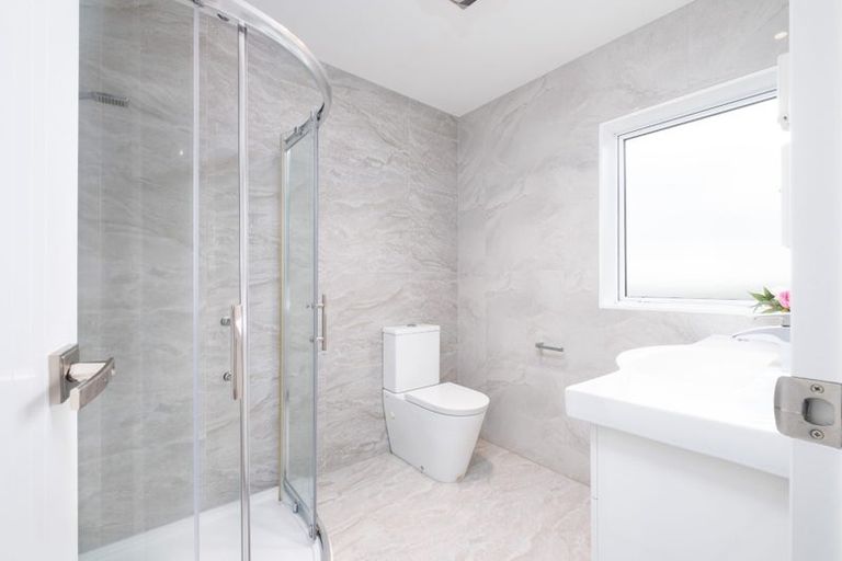 Photo of property in 108 Keri Vista Rise, Papakura, 2110
