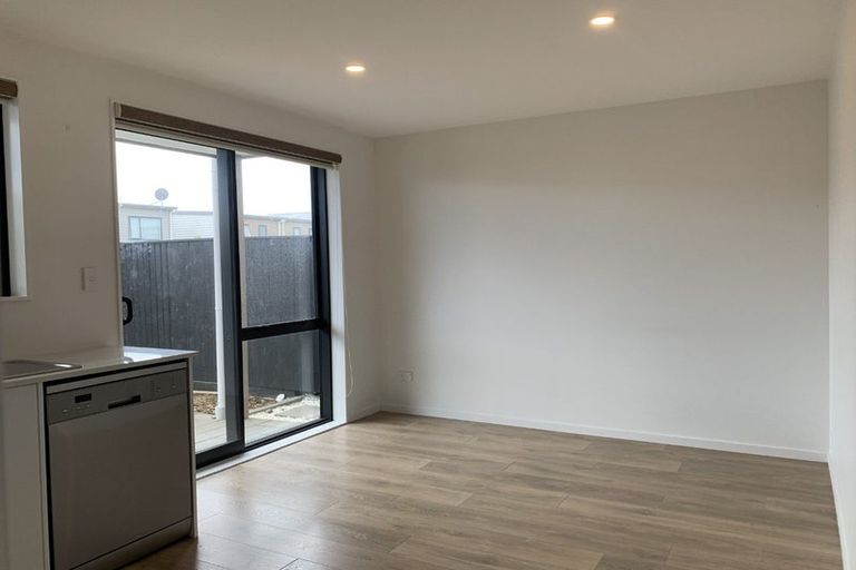 Photo of property in 49 Gecko Road, Hobsonville, Auckland, 0616