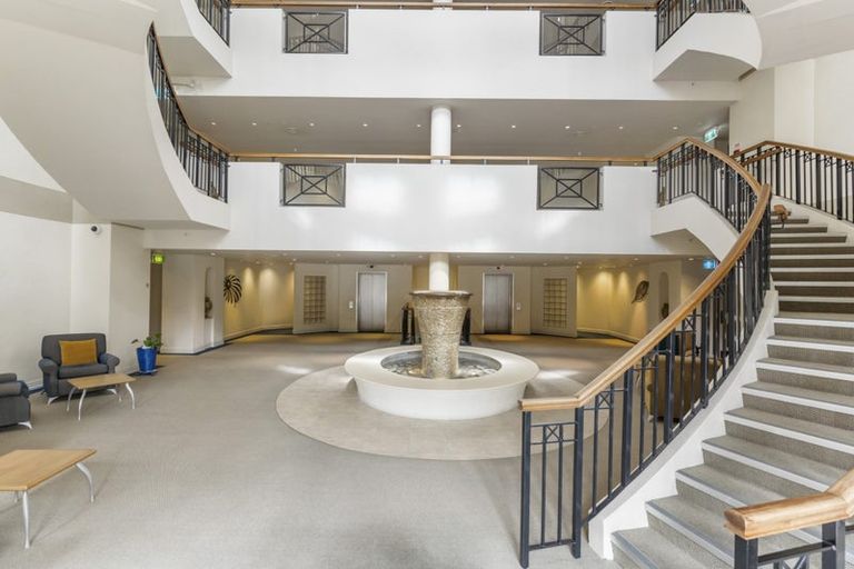 Photo of property in 2c/7-11 Bute Road, Browns Bay, Auckland, 0630