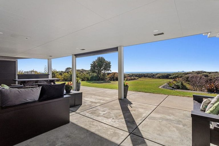 Photo of property in 1030 Thornton Road, Matata, Whakatane, 3194