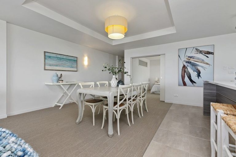 Photo of property in 1/154 Marine Parade, Mount Maunganui, 3116