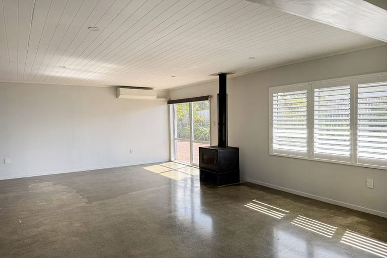 Photo of property in 211 Whirinaki Road, Eskdale, Napier, 4182