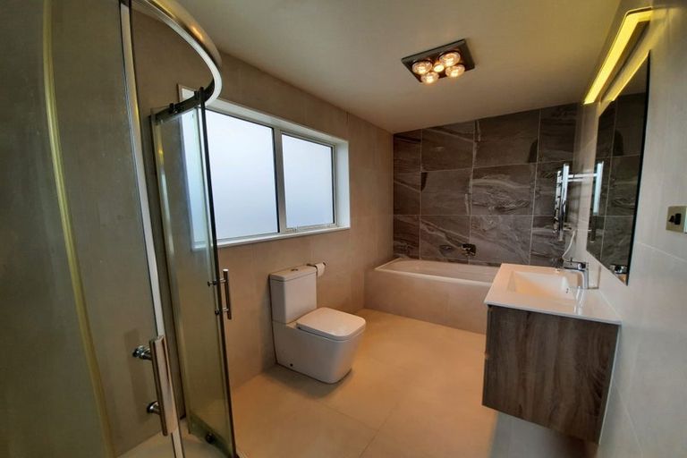 Photo of property in 18 Pikao Place, East Tamaki, Auckland, 2016