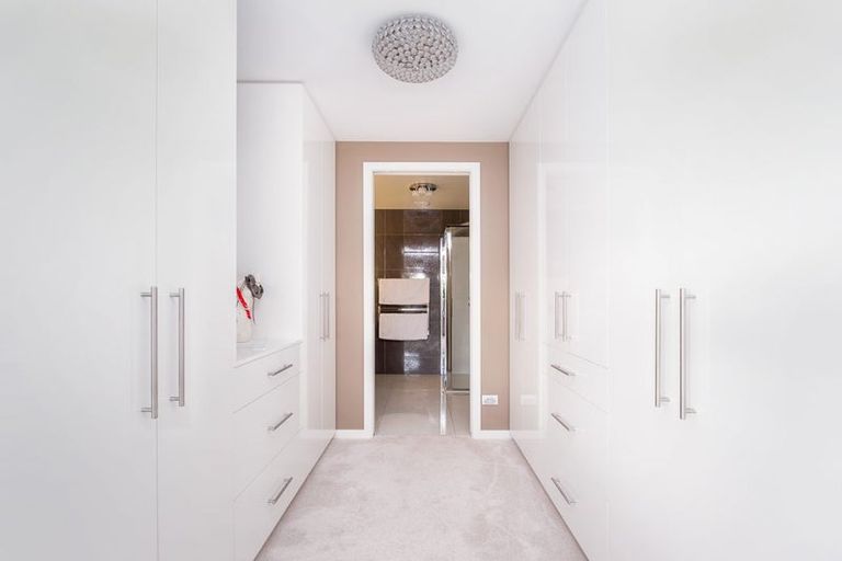 Photo of property in 11 Janice Place, Mount Pleasant, Christchurch, 8081