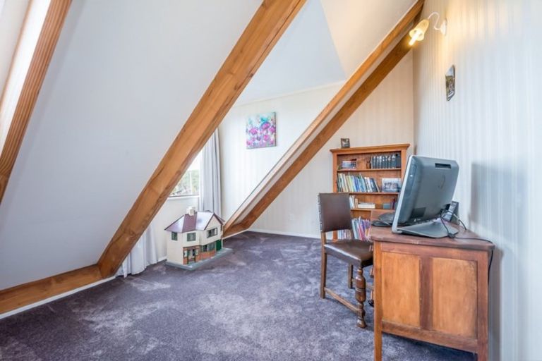 Photo of property in 13 Invercargill Drive, Kelson, Lower Hutt, 5010