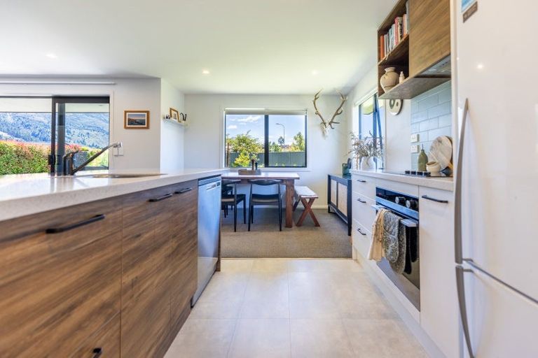 Photo of property in 14 Teal Place, Lake Hawea, Wanaka, 9382