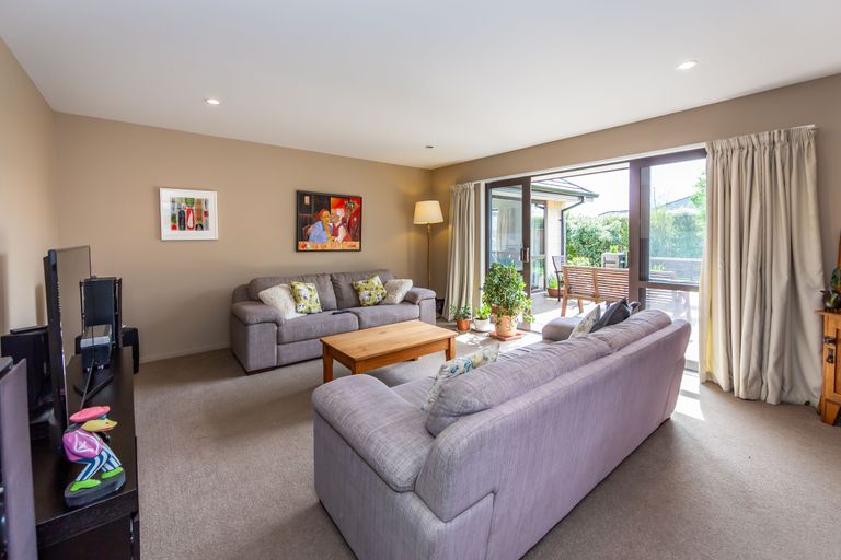 Photo of property in 3 Euphrasie Drive, Aidanfield, Christchurch, 8025