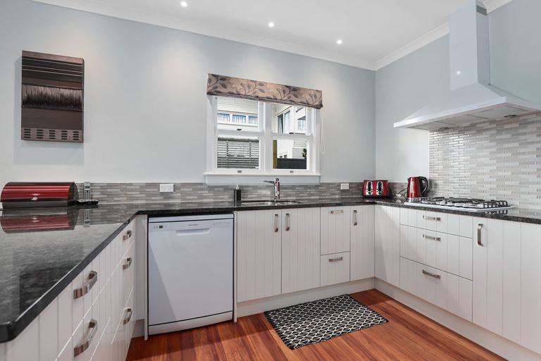 Photo of property in 22 Koromiko Street, Te Aroha, 3320