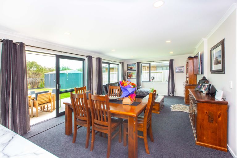 Photo of property in 24 Kawariki Drive, Baverstock, Hamilton, 3200
