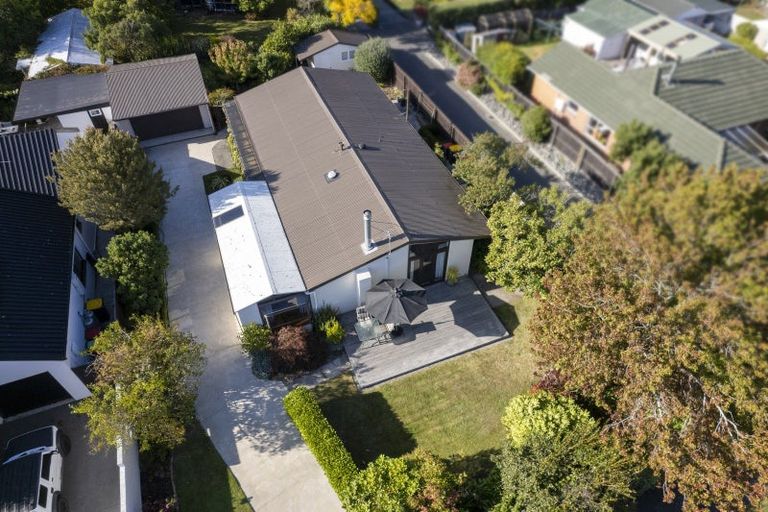 Photo of property in 32 Roberta Drive, Somerfield, Christchurch, 8024