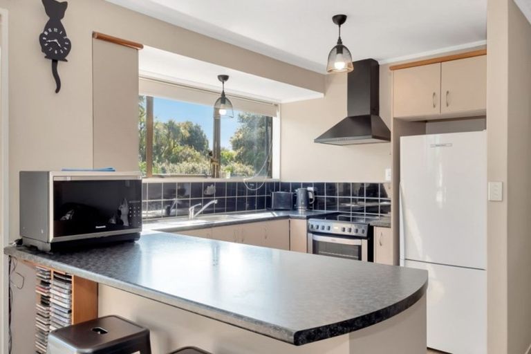 Photo of property in 2/33 Golf Road, Mount Maunganui, 3116