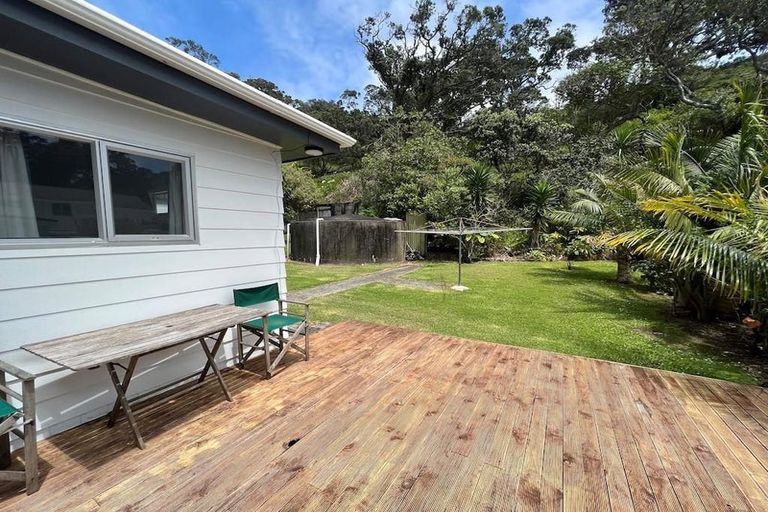Photo of property in 221 Oakura Road, Oakura, Hikurangi, 0184
