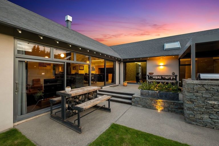 Photo of property in 444 Aubrey Road, Wanaka, 9305